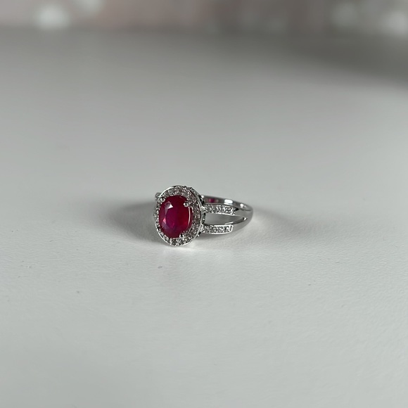 Lab Created Ruby & Emerald Ring Size 9 - Picture 7 of 10